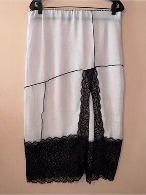 Free People Intimately Orchid / Black Into You Lace Slip Skirt with Slit Size M